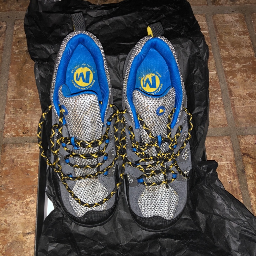 Merrell size 8 - Picture 3 of 6